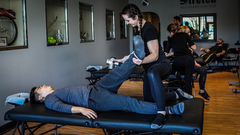 Stretch Recovery Lounge - NYC Upper East - Photo 1