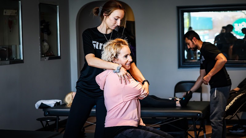 Stretch Recovery Lounge - NYC Upper East - Photo 3