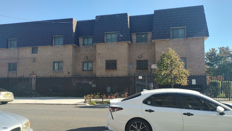 Urban Pathways Hegeman Safe Haven - Photo 2